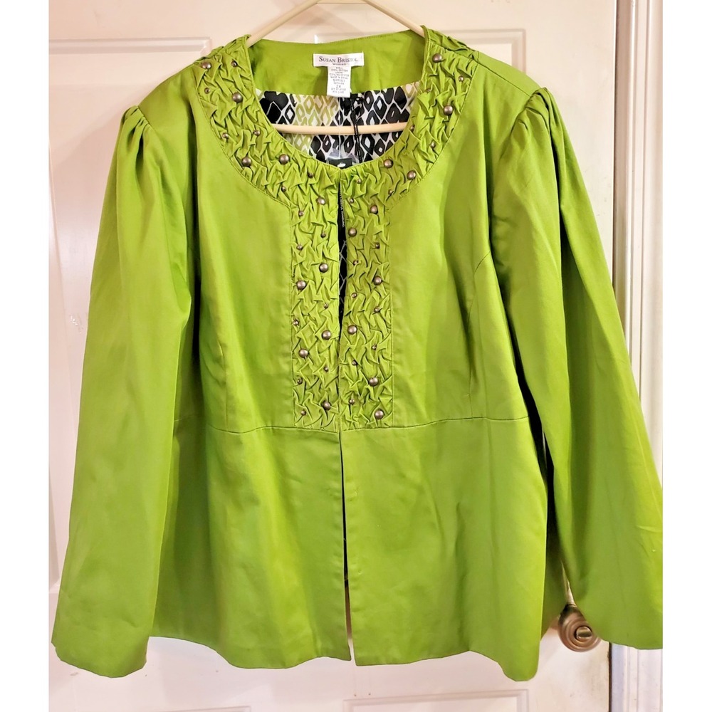 NWT SUSAN BRISTOL Pea Green Hook Eye Neck Band w/Studs Jacket Size 2XL